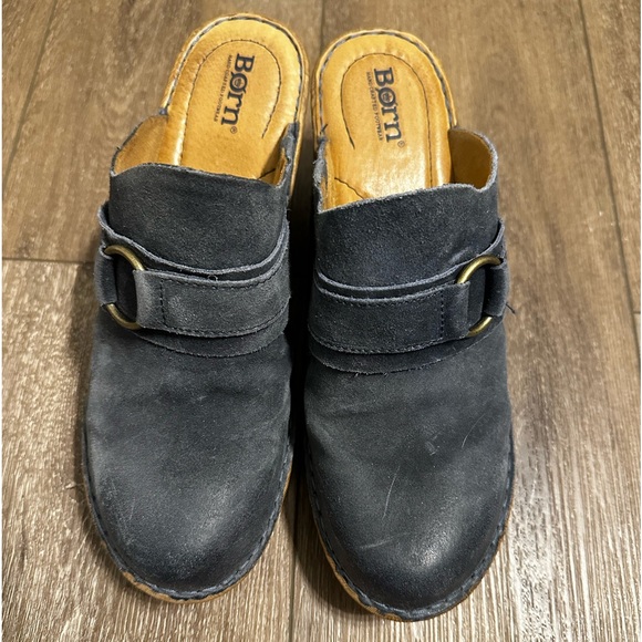 Born Clogs - Picture 4 of 7